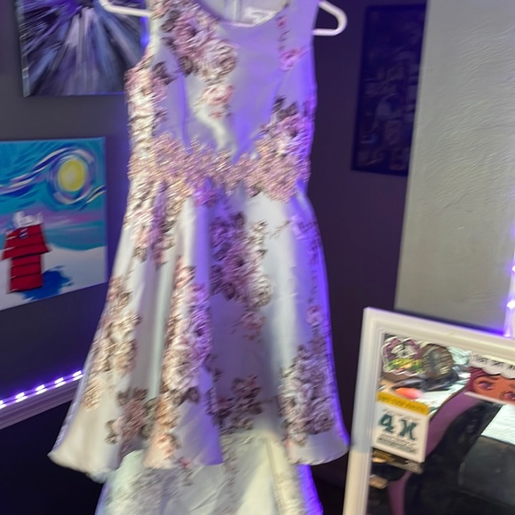 beautiful girls dress - Picture 1 of 2